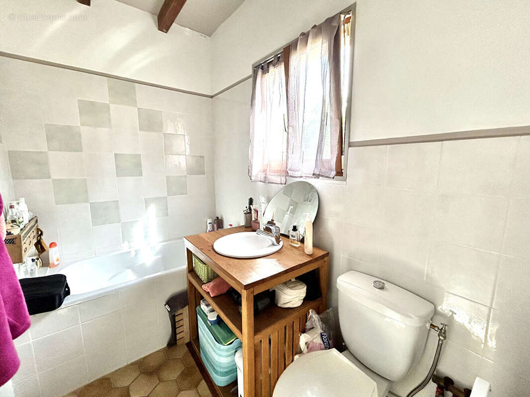 Maison à MESNIL-VERCLIVES