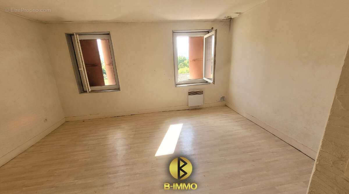 Maison à SAINT-PIERRE-DE-BOEUF