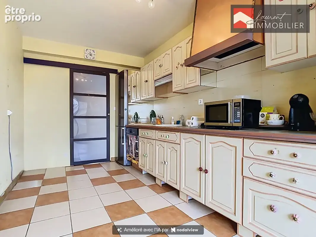 CHALON-SUR-SAÔNE À VENDRE - Spacieux appartement 4 pièces - 123 m² - photo 7