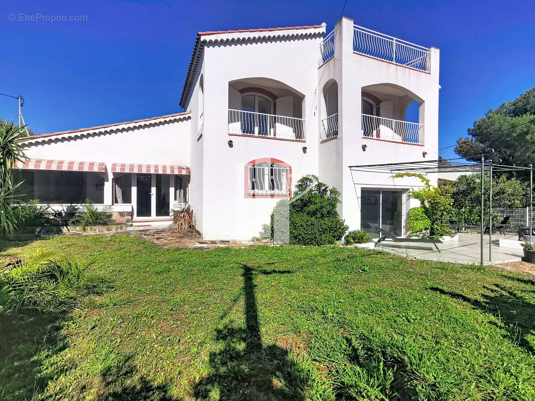 Maison à SAINT-RAPHAEL
