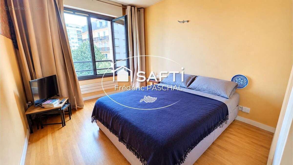 Photo 6 - Appartement à SURESNES