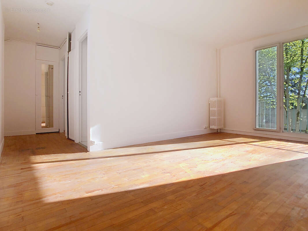 Appartement à RUEIL-MALMAISON