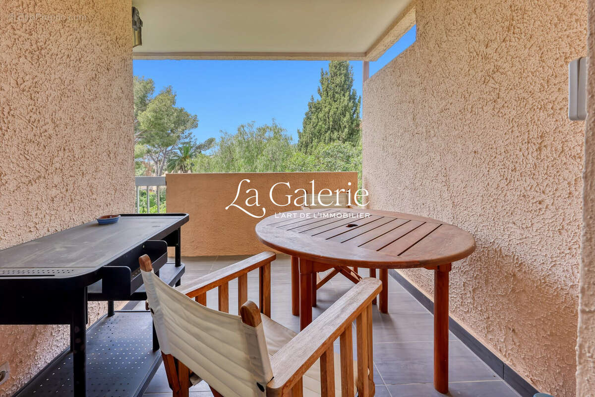 Appartement à CARQUEIRANNE