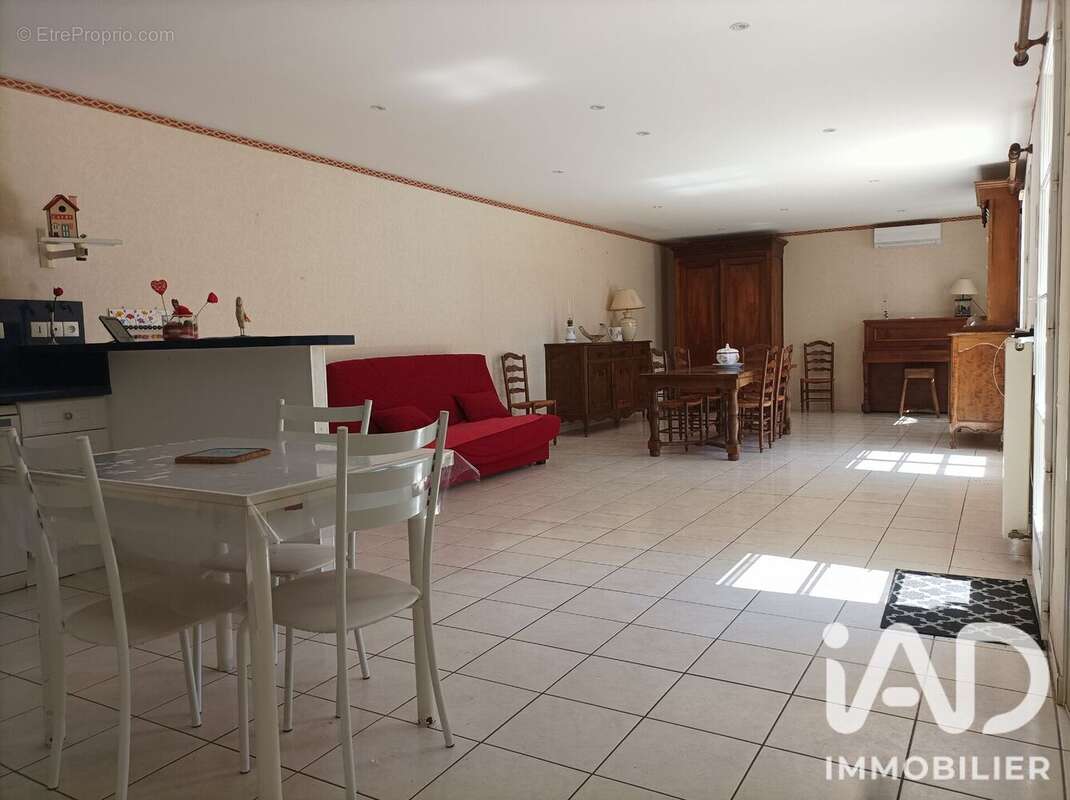 Photo 8 - Maison à SAINT-GEORGES-DES-COTEAUX
