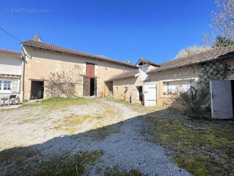 Maison à TRELISSAC