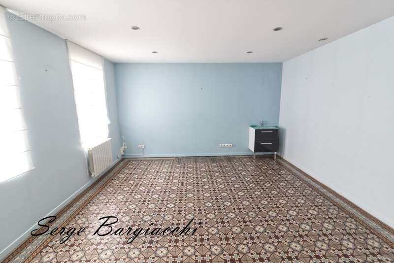 Appartement 5 pièces 138 m² à vendre à Douai (59500) - photo 4