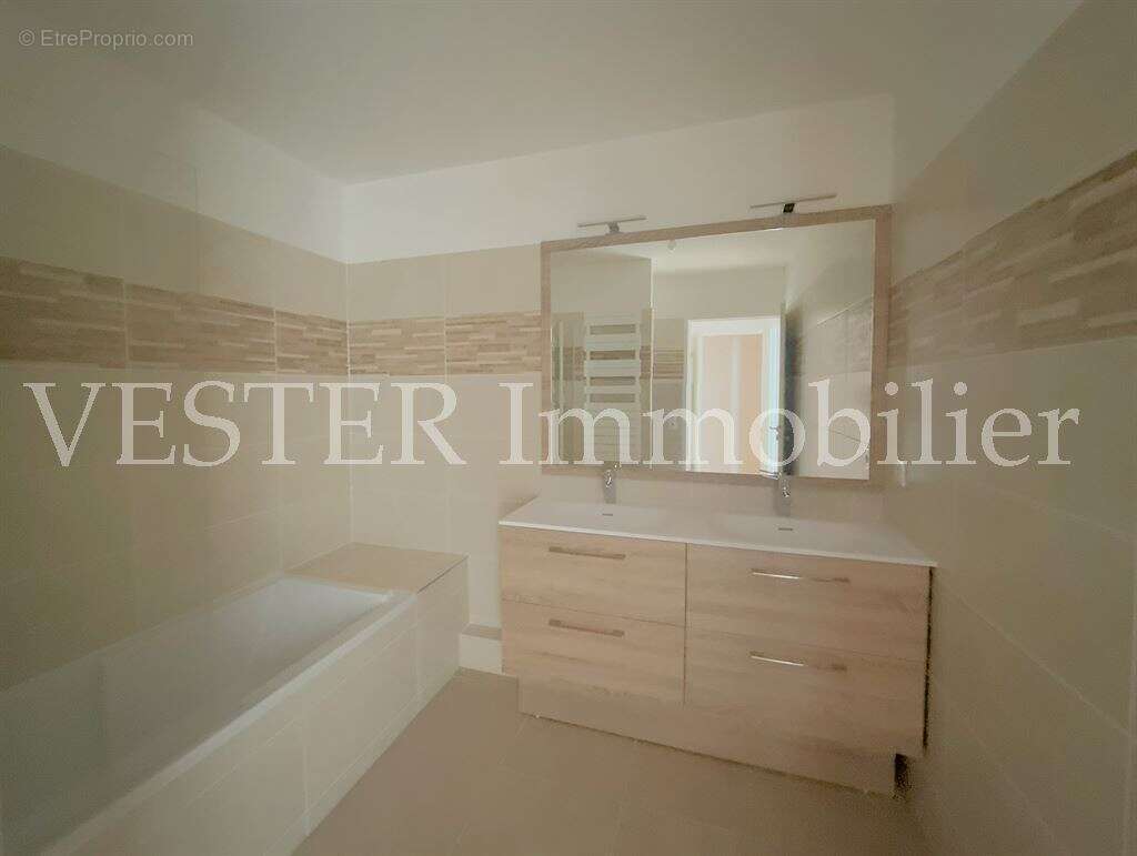 Appartement à SURESNES