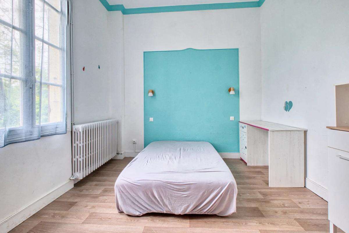 Maison à SAINT-ASTIER