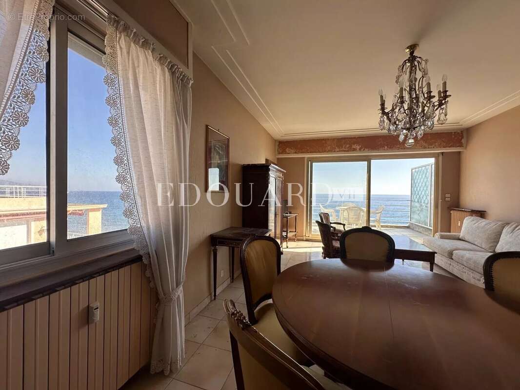 Appartement à MENTON