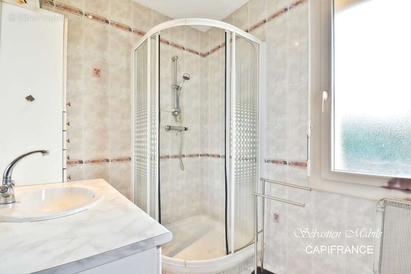 Maison à ROZ-SUR-COUESNON