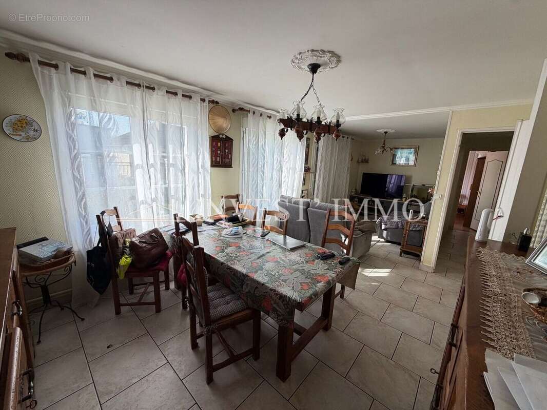 tempImageT3xZjz - Maison à MONTATAIRE