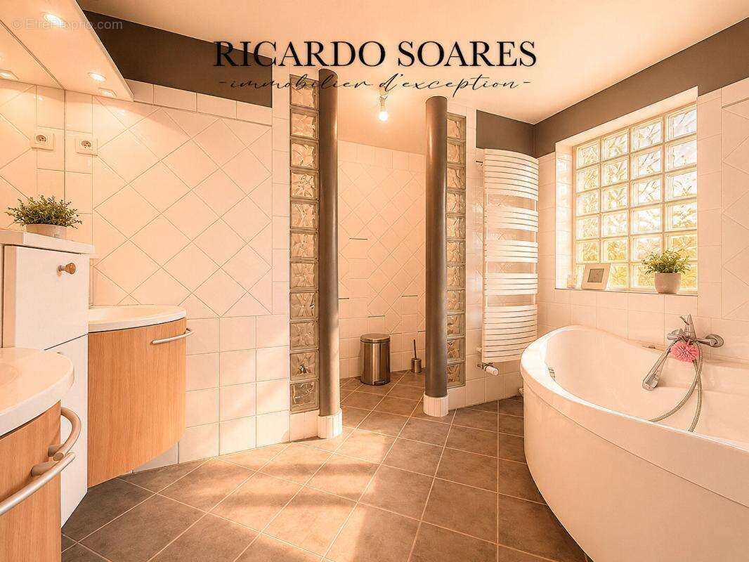 60940 angicourt - maison d'architecte 180 m² / grand séjour / 5 chambres / sous-sol total / terrain arboré 15 000 m² - photo 11