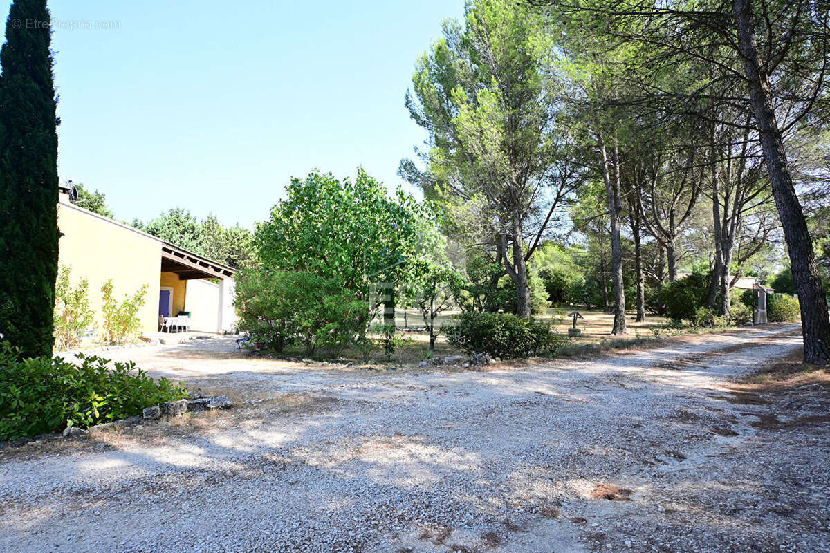 Maison 121m² à l'isle-sur-la-sorgue - photo 12