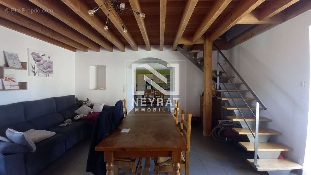 Maison rénovée avec prestations - photo 9