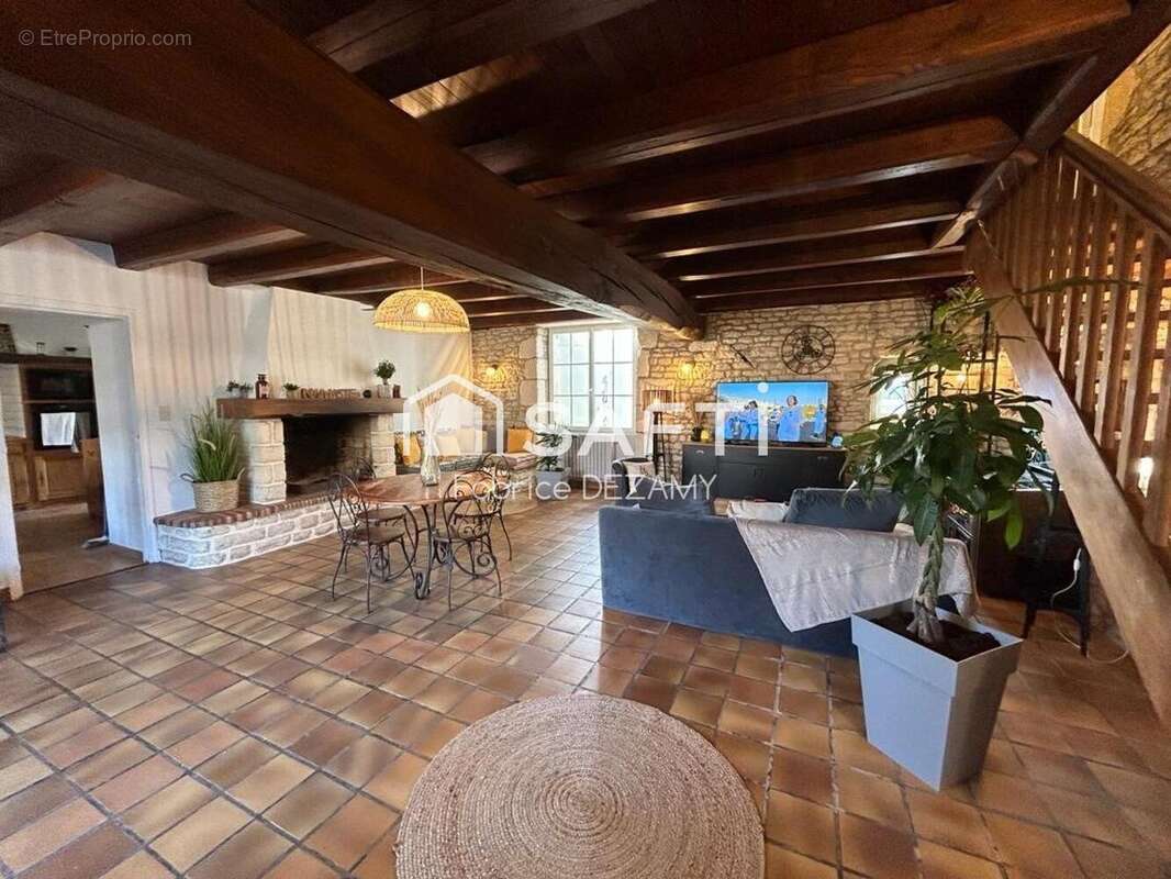 Photo 3 - Maison à CHAILLE-LES-MARAIS