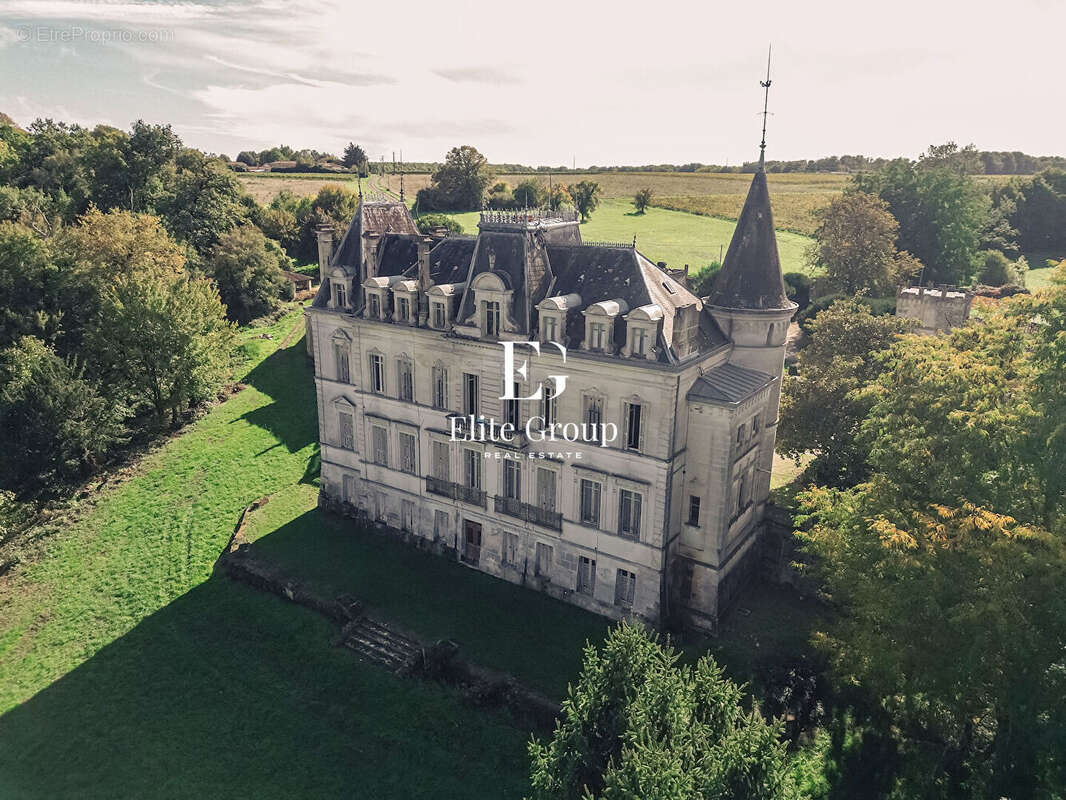 Maison à LOUZAC-SAINT-ANDRE