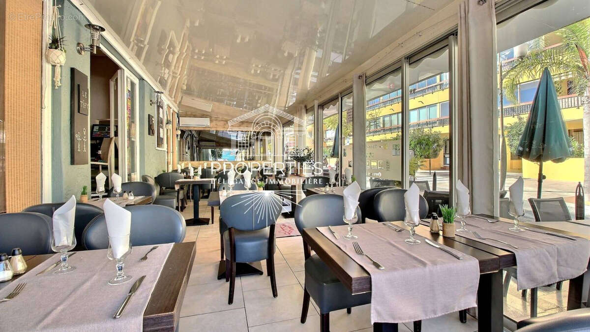 Commerce à BORMES-LES-MIMOSAS