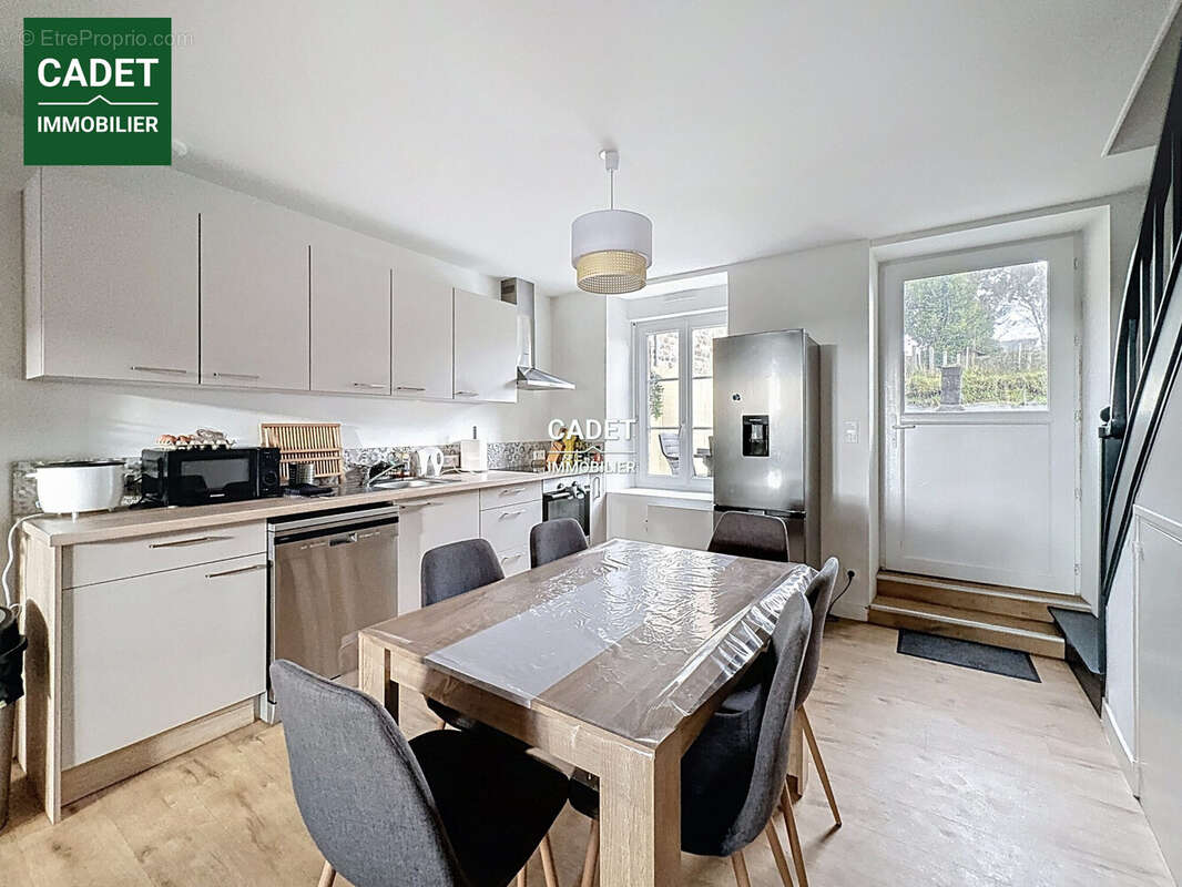 Maison à LA HAYE-PESNEL