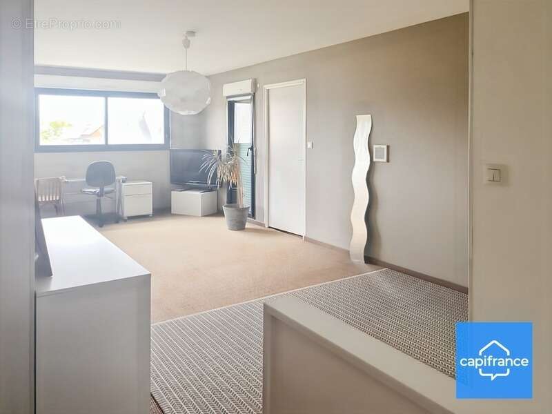 Maison à L&#039;HUISSERIE