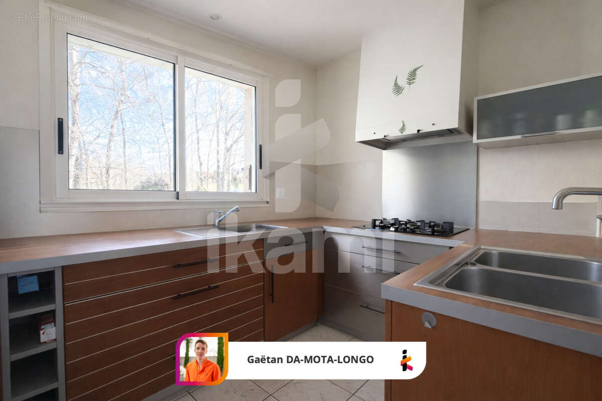 Maison familiale avec dépendances   cadre exceptionnel en lisière de forêt - photo 12