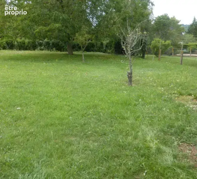 Terrain à SAUCATS