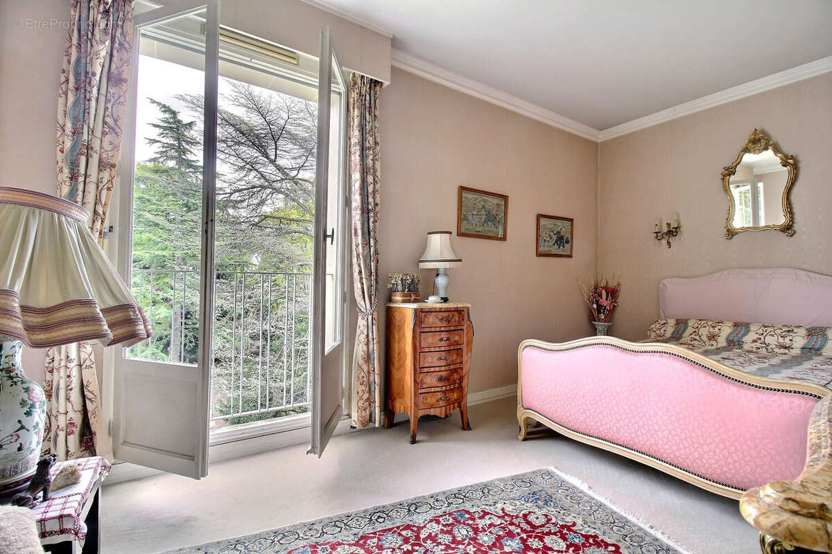 Appartement à VERSAILLES