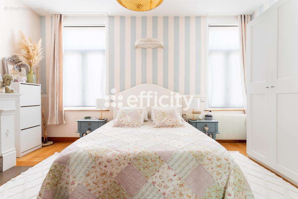 Maison 153 m² à Tourcoing  - photo 10