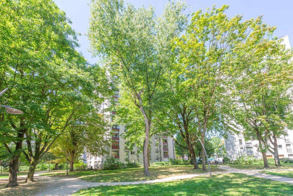 Appartement à AULNAY-SOUS-BOIS