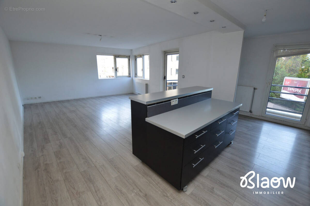 Appartement à LYON-8E