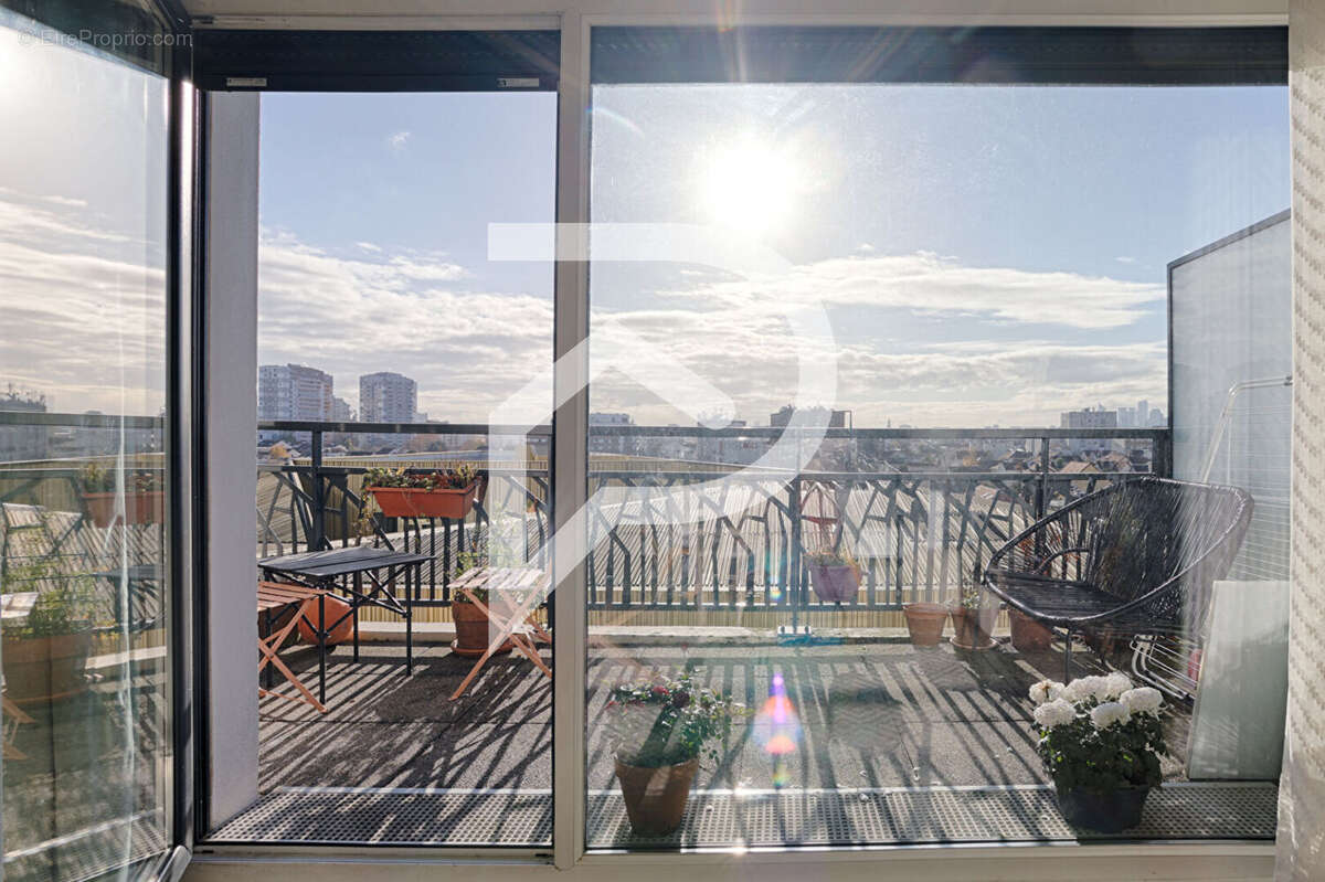 Appartement à COLOMBES