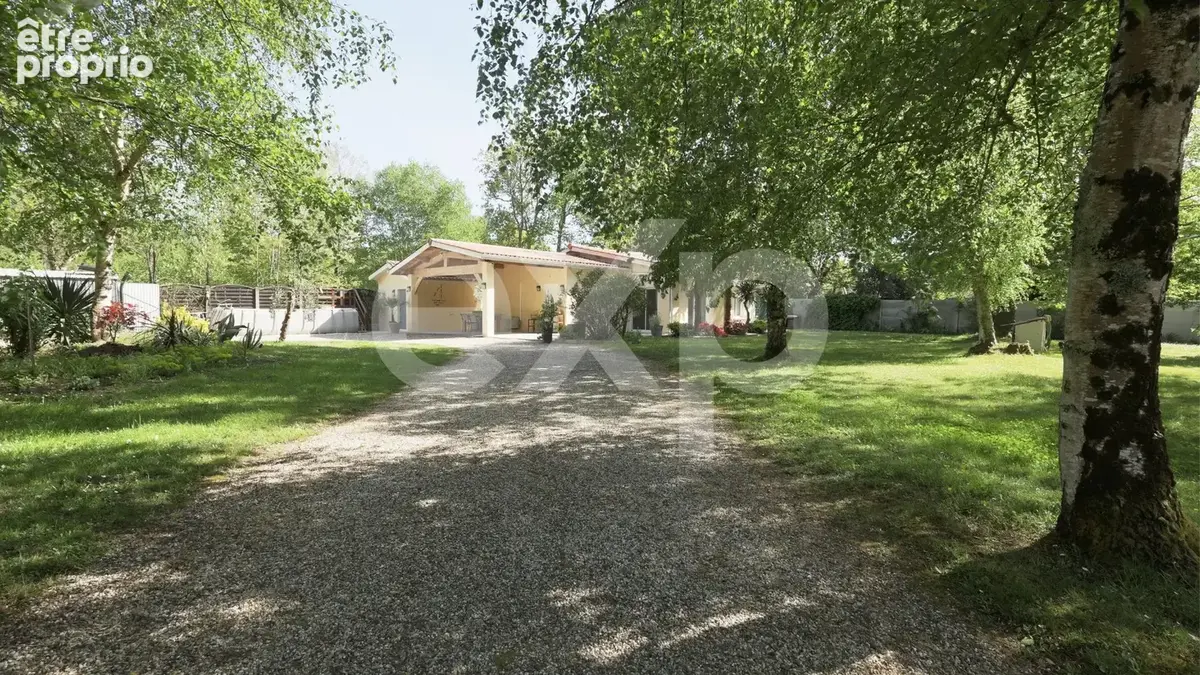 Maison 90 m² à Naujac-Sur-Mer  - photo 8