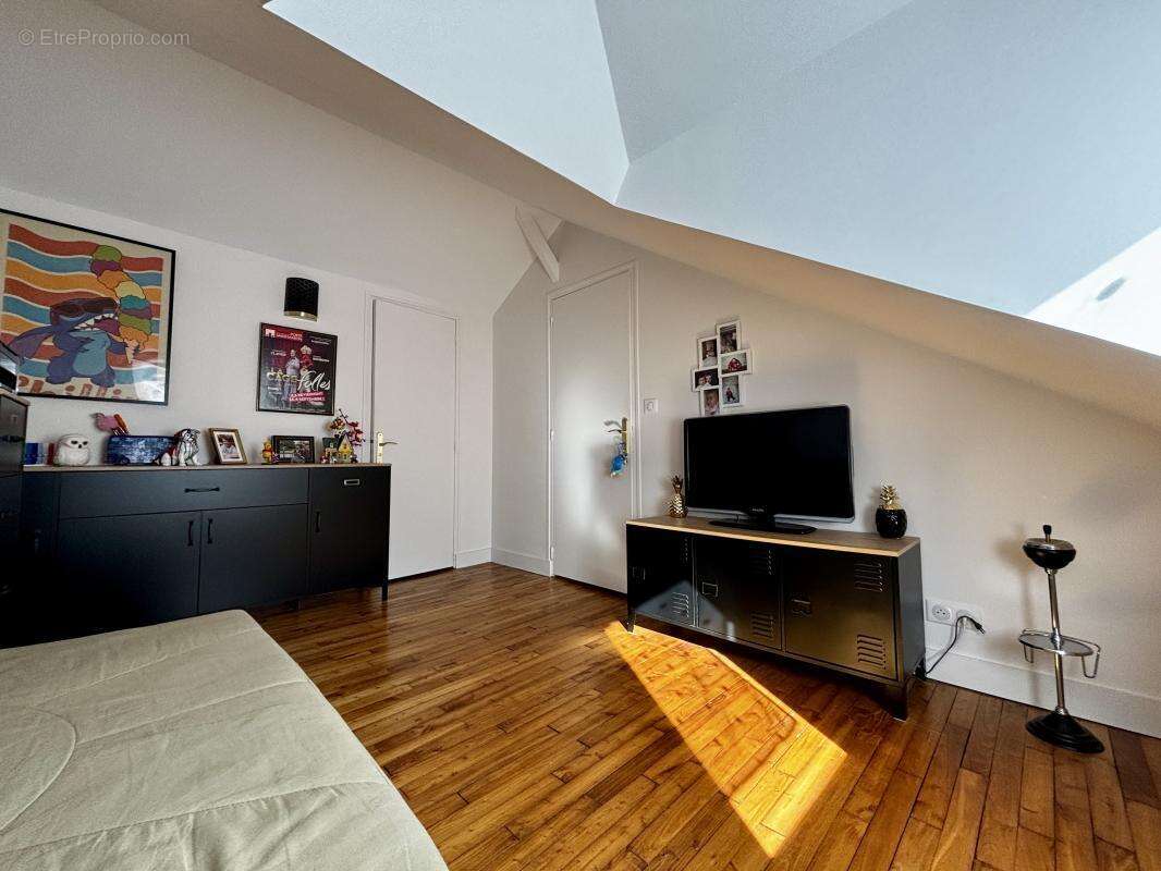 Maison 80 m² à Neuvic-Entier  - photo 17