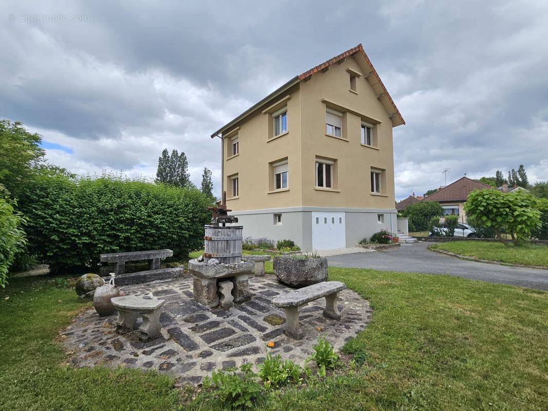 Maison à VALLIERE