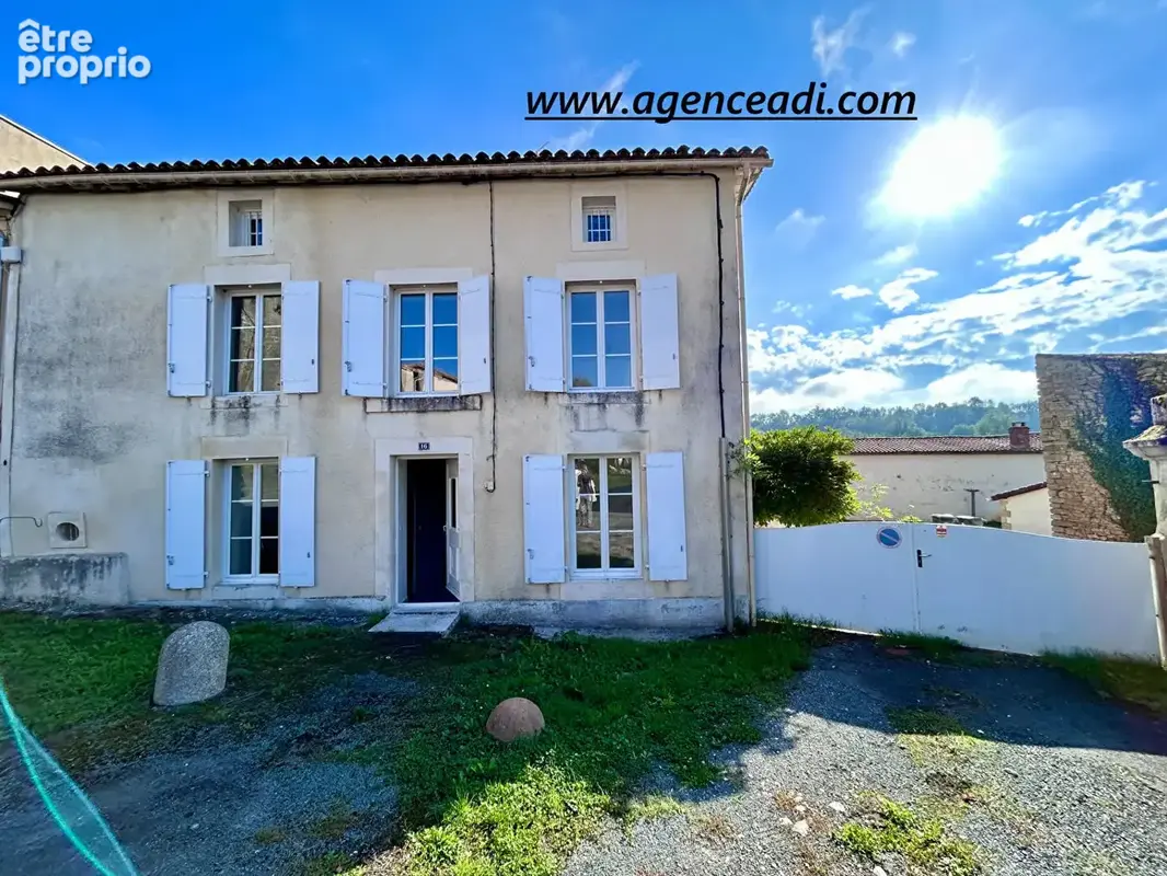 Maison Auge 4 pièce(s) 122 m² - photo 1