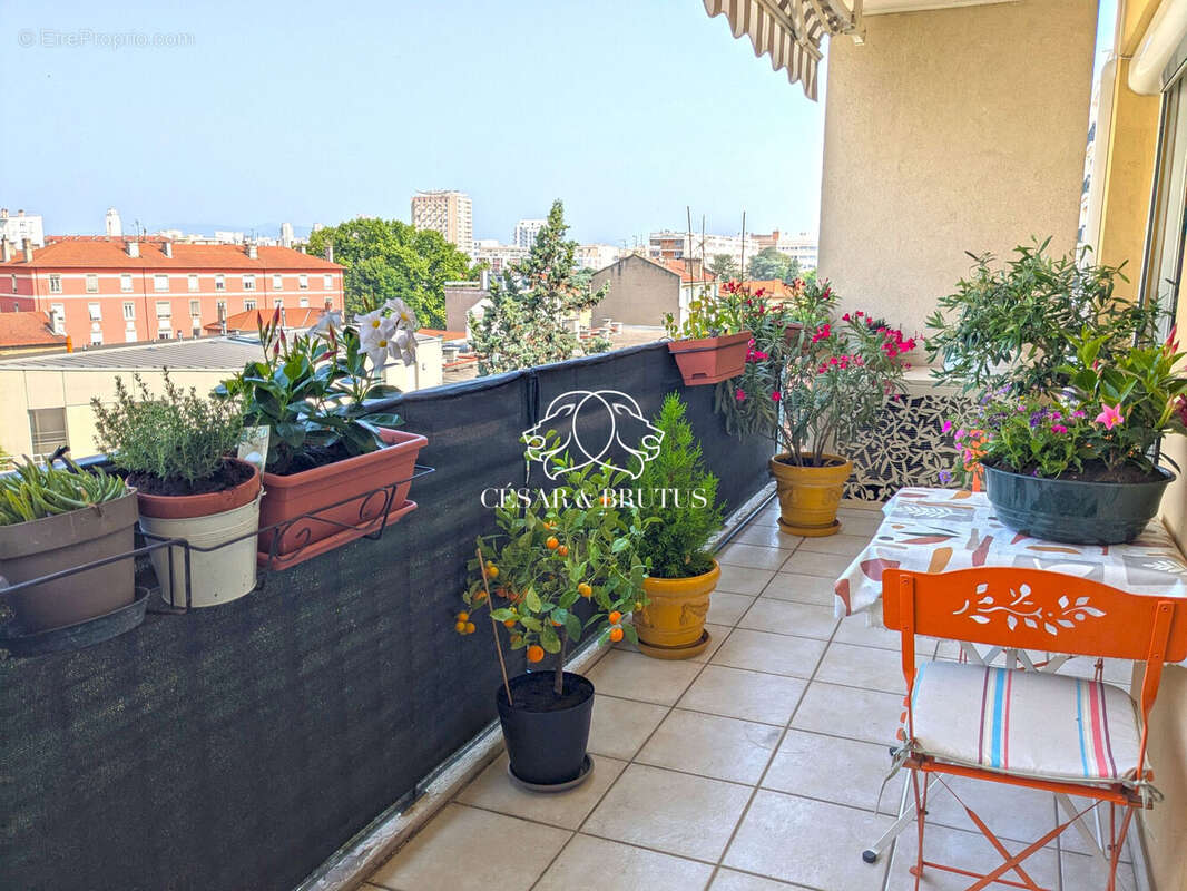 Appartement à VILLEURBANNE