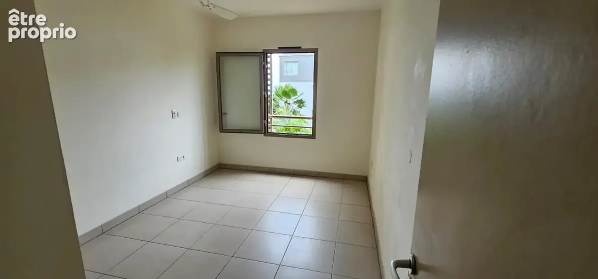 Appartement à vendre 3 pièces LA BRETAGNE (974) - photo 5