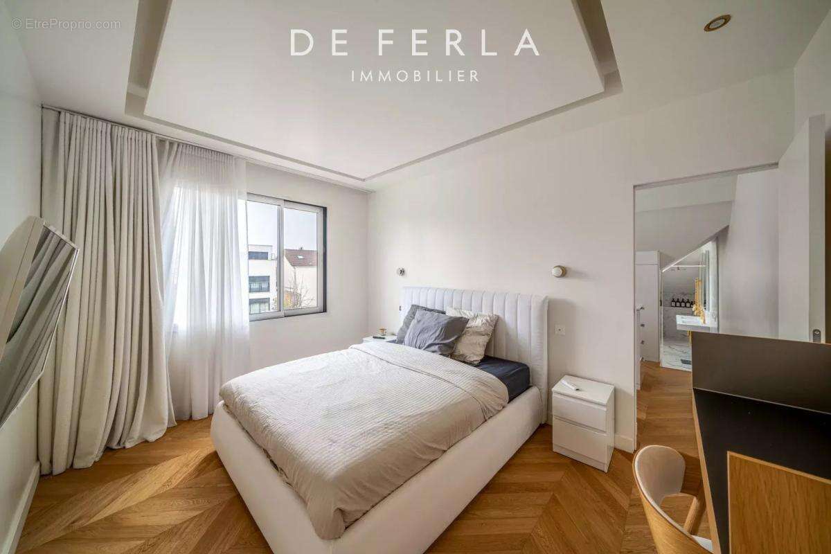 Maison à SAINT-MAUR-DES-FOSSES