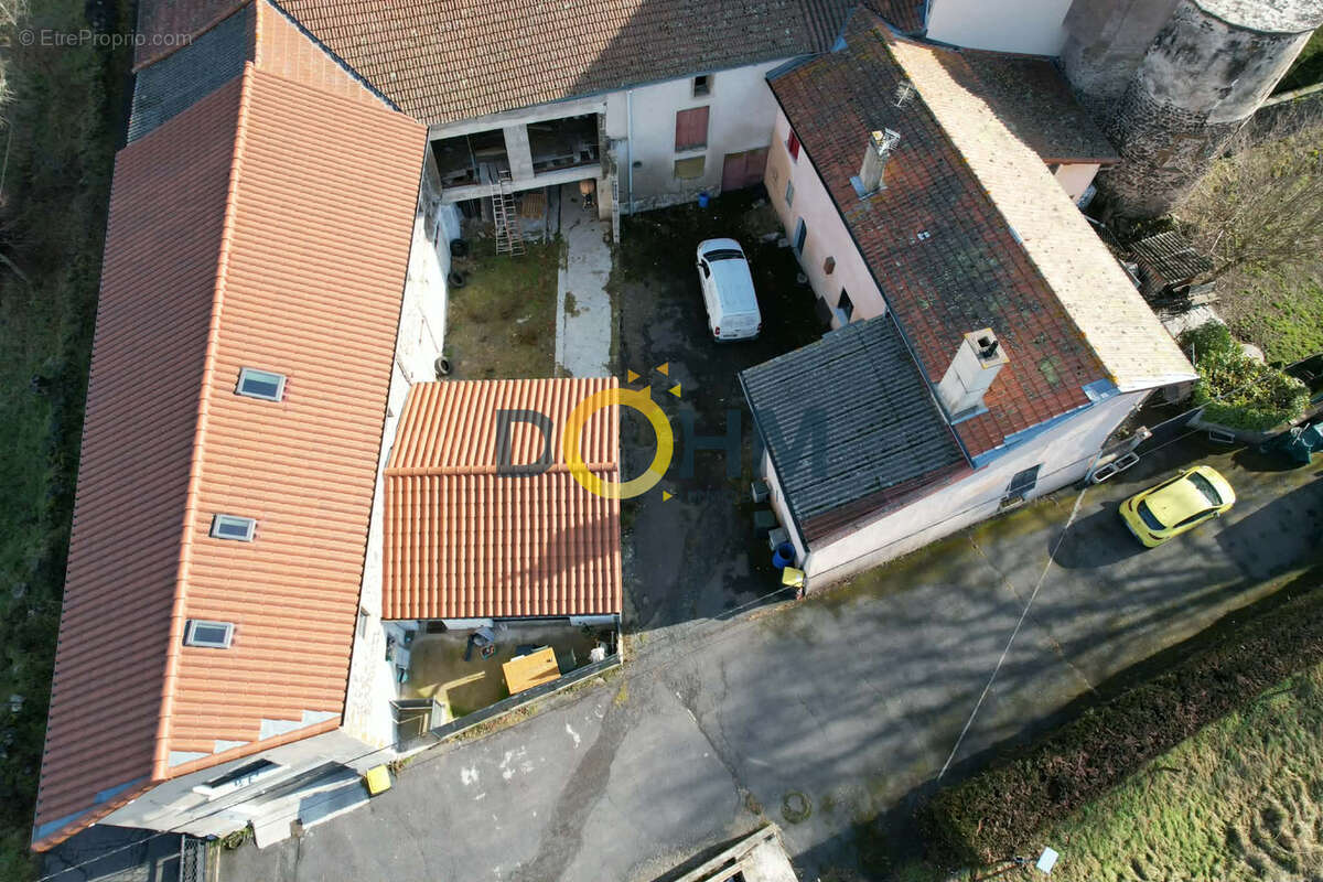 Maison à VALS-PRES-LE-PUY