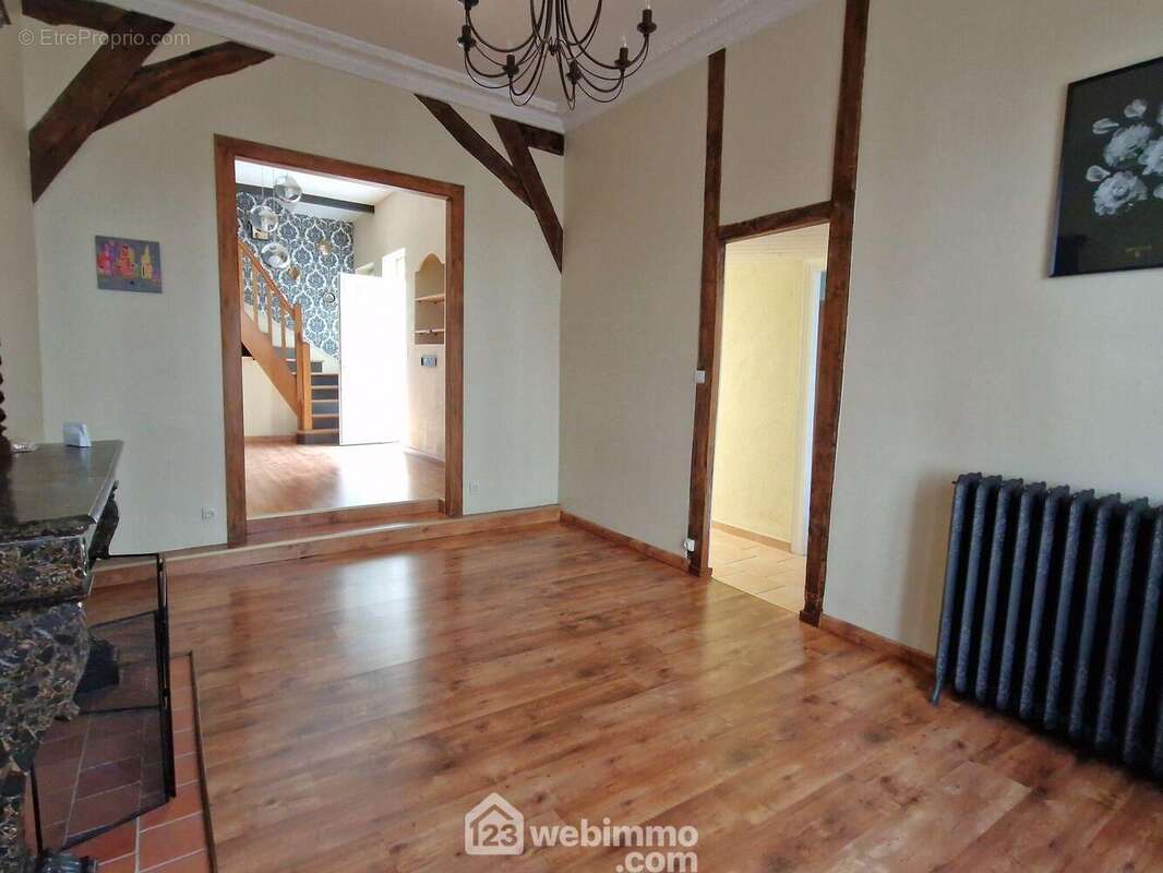 Autre angle de vue - Maison à LA ROCHE-SUR-YON