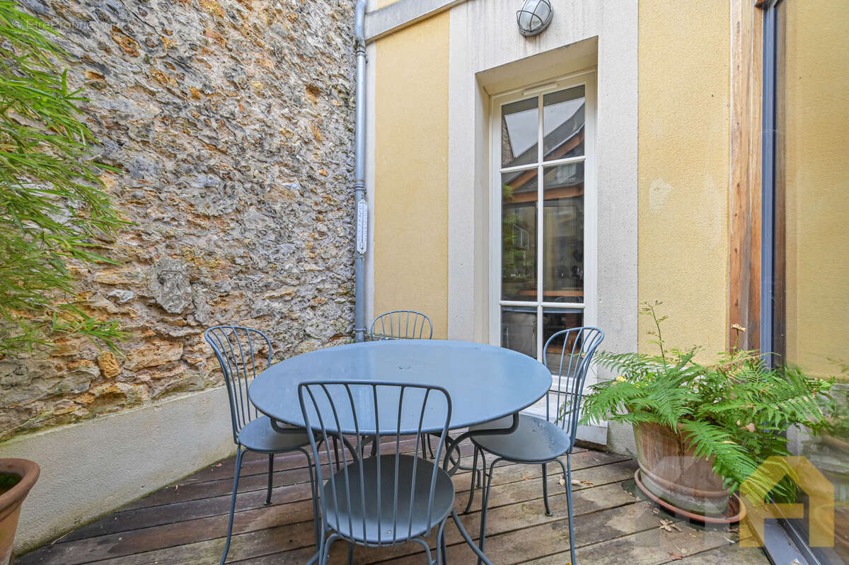 Maison à BOULOGNE-BILLANCOURT