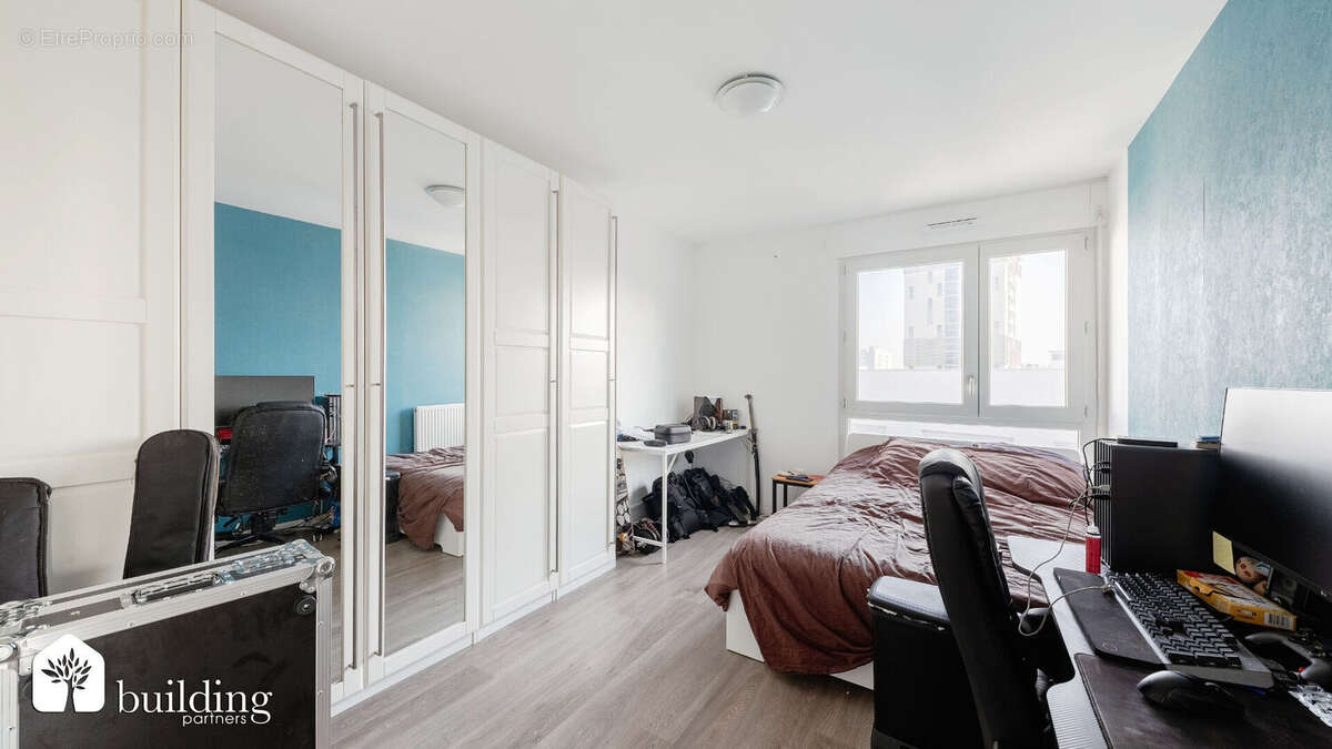 Asnières-sur-Seine Les Hauts d'Asnières - Duplex 5 pièces de 106,40 m² avec terrasse de 43,6 m² - photo 10