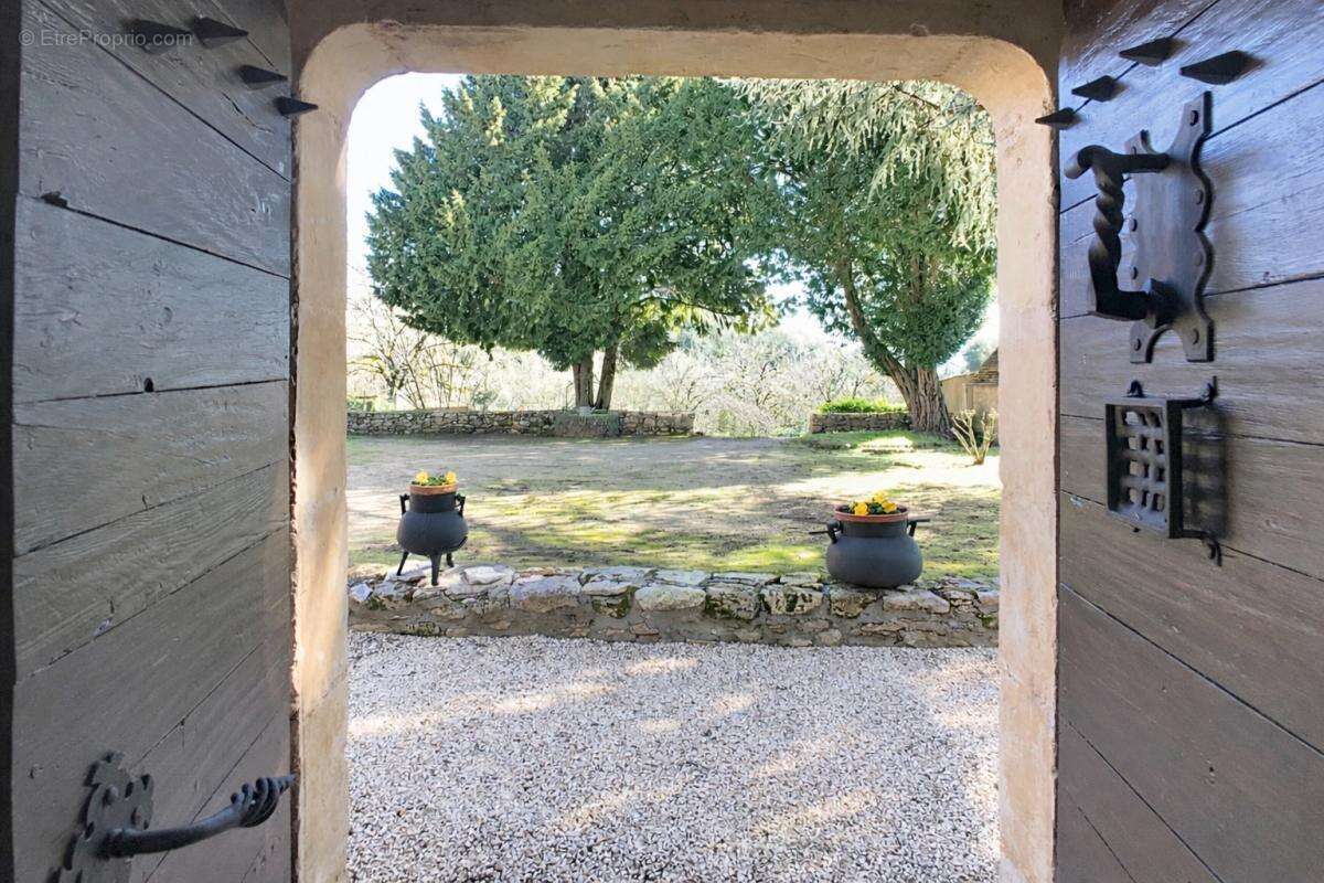 Maison à LA ROQUE-GAGEAC