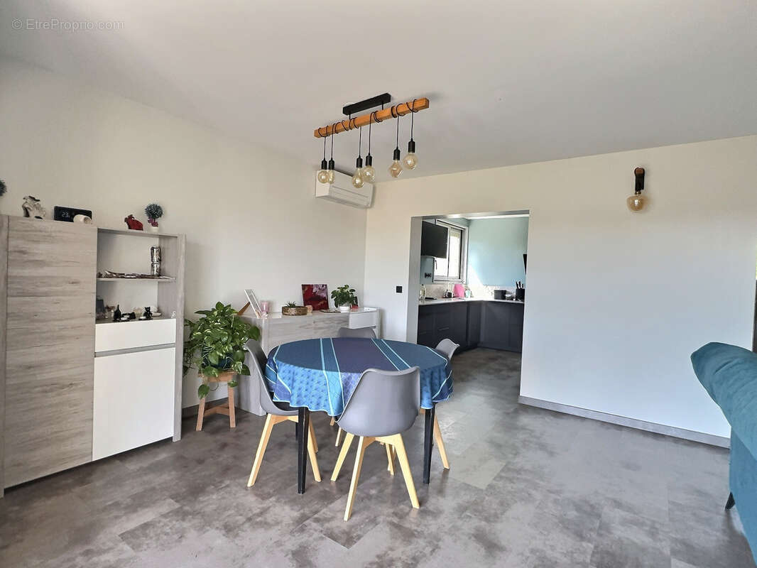 Appartement à CASTELNAU-LE-LEZ
