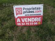 Terrain à LA CHAPELLE-BASSE-MER