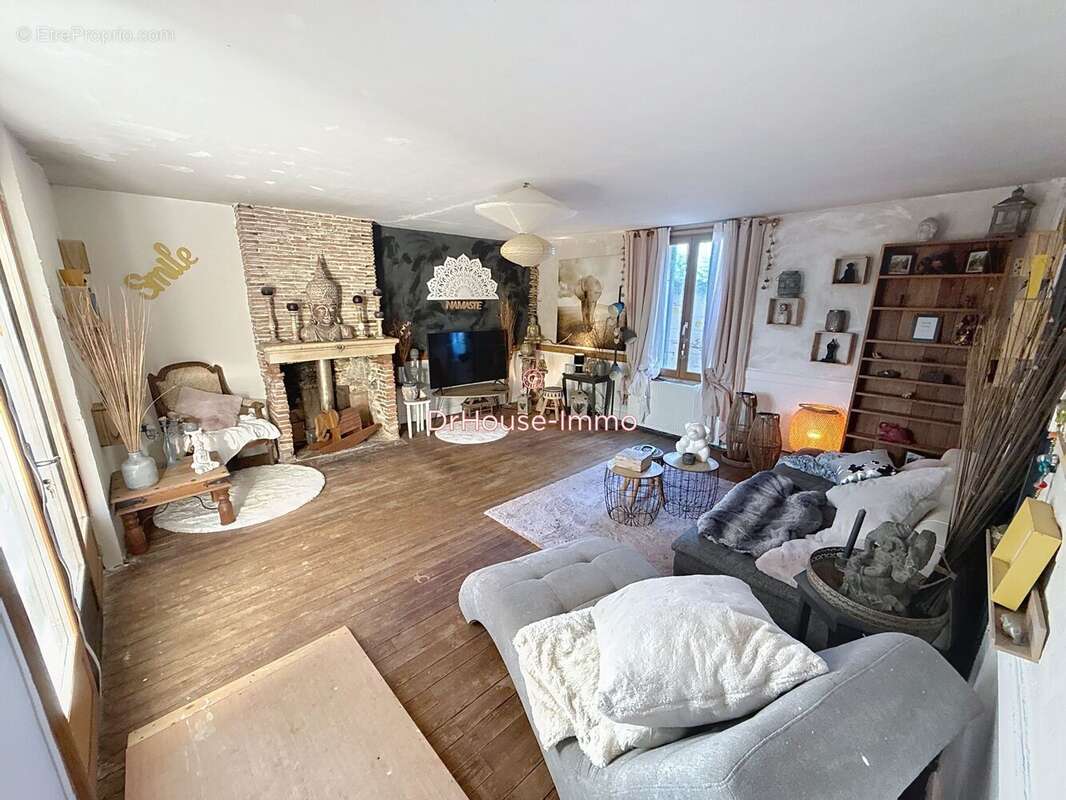 Maison 151 m² à Lamonzie-Saint-Martin  - photo 8