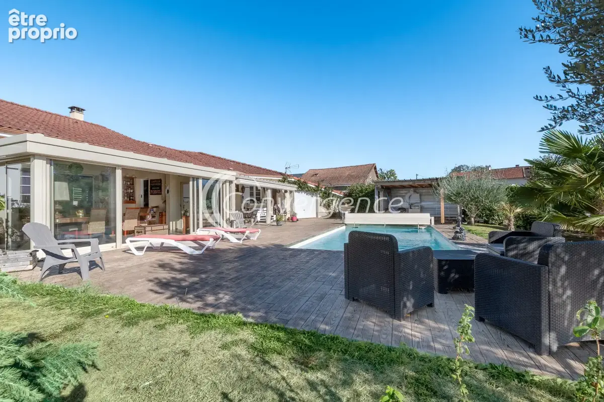 Maison plain-pied - 4 chambres - 2 garages - Piscine - photo 16