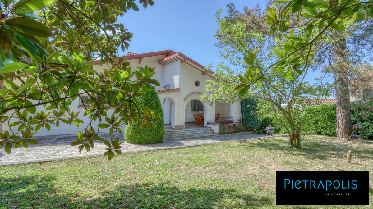 Maison à NEUVILLE-SUR-SAONE