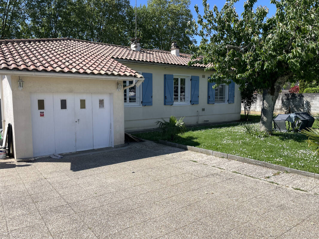 Maison à CASTILLON-LA-BATAILLE