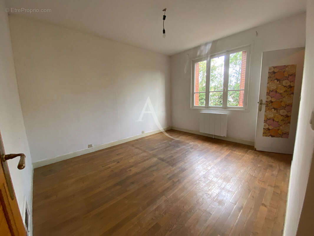 Maison à FERRIERES-EN-GATINAIS