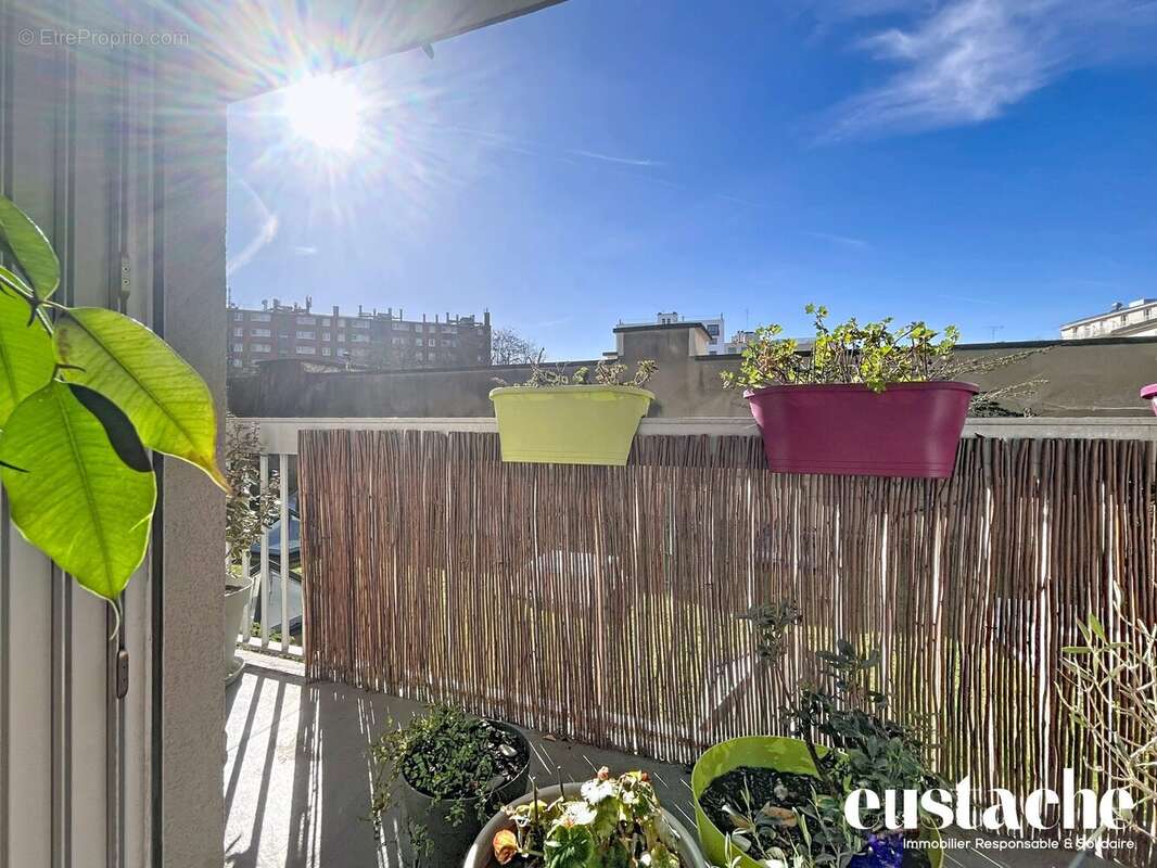 Appartement à PARIS-19E